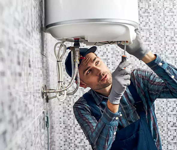 Expert Plumber for Hot Water Tank Maintenance in Novi, MI: Schedule Reliable Maintenance Services with Us