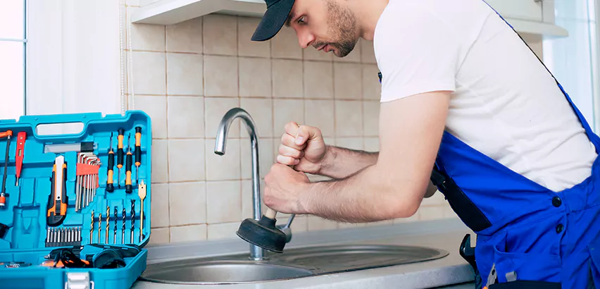 Emergency Plumber in Novi